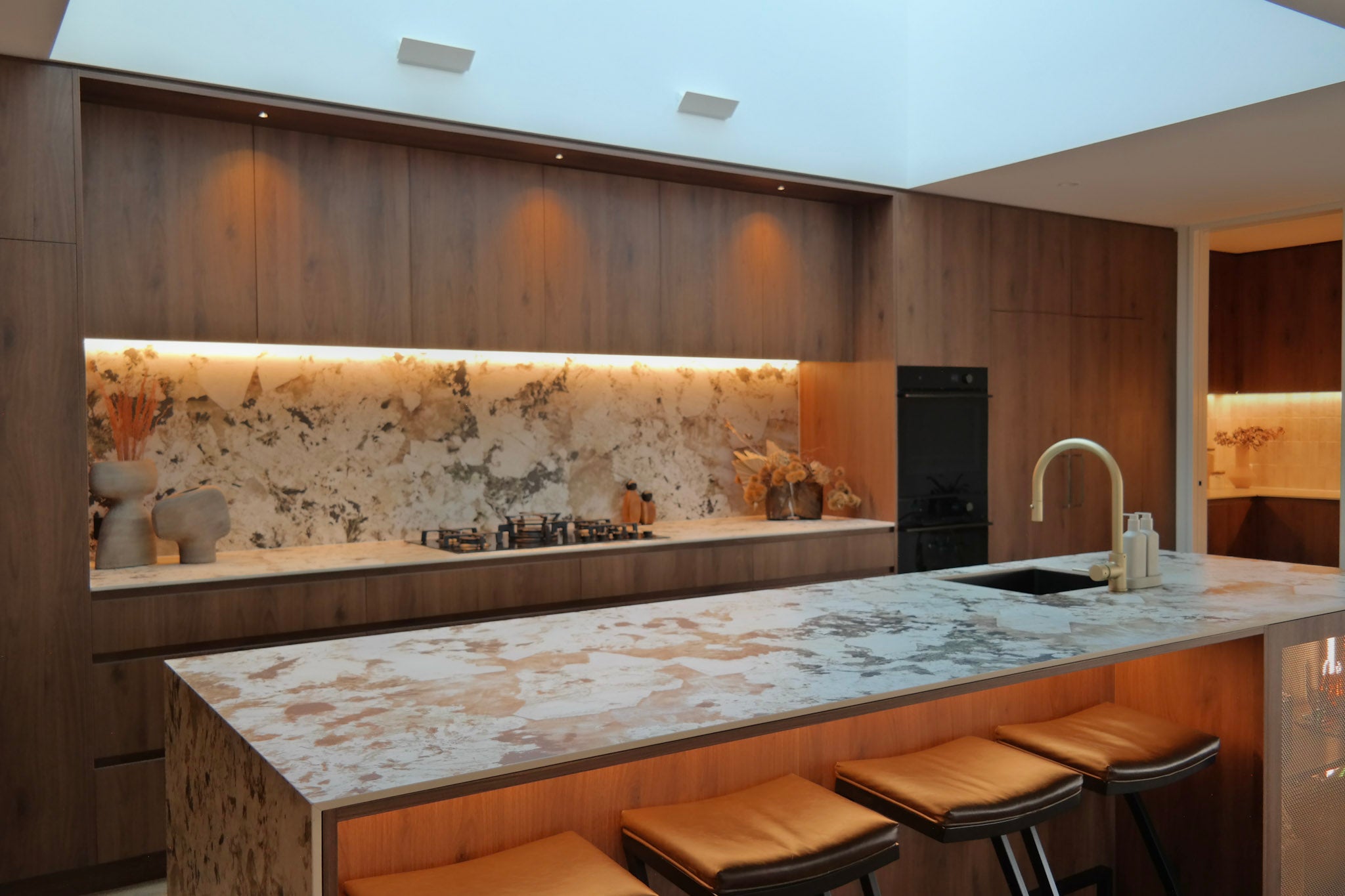 Alpinus White Nature