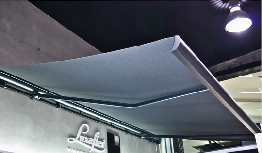 Luxaflex Te Ra Viento Awning - Stock Blind