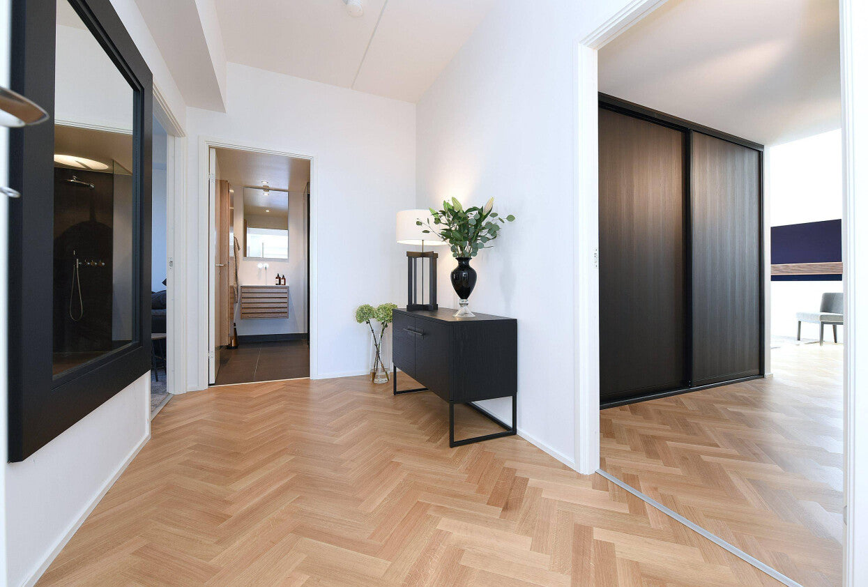Bjelin Parquet Herringbone Timber