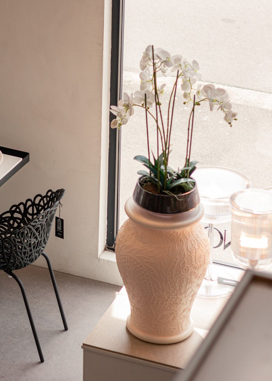 Qeeboo Ming Stool & Side Table - White