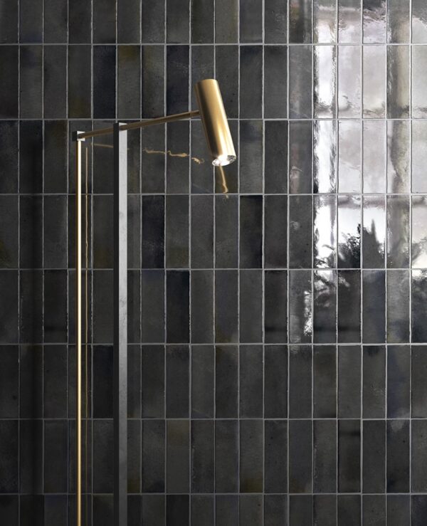 Hanoi Black Ash 65x200