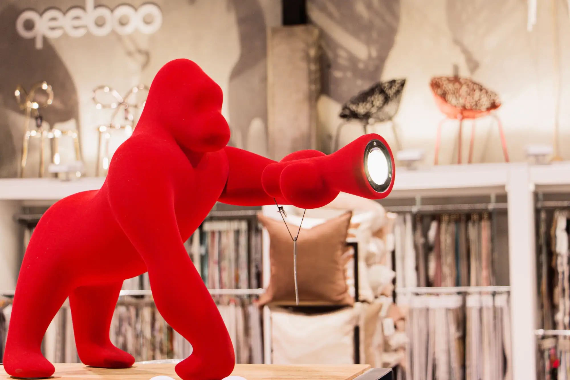 Qeeboo Kong (XS) Velvet Finish - Red