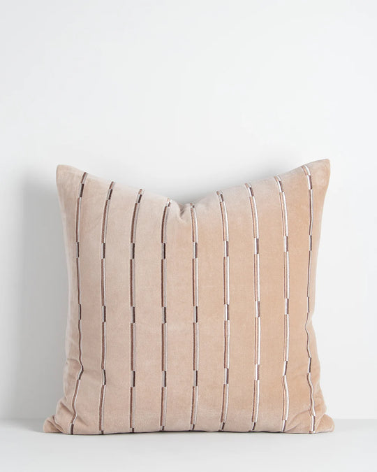 Eden  Cushion - Nougat