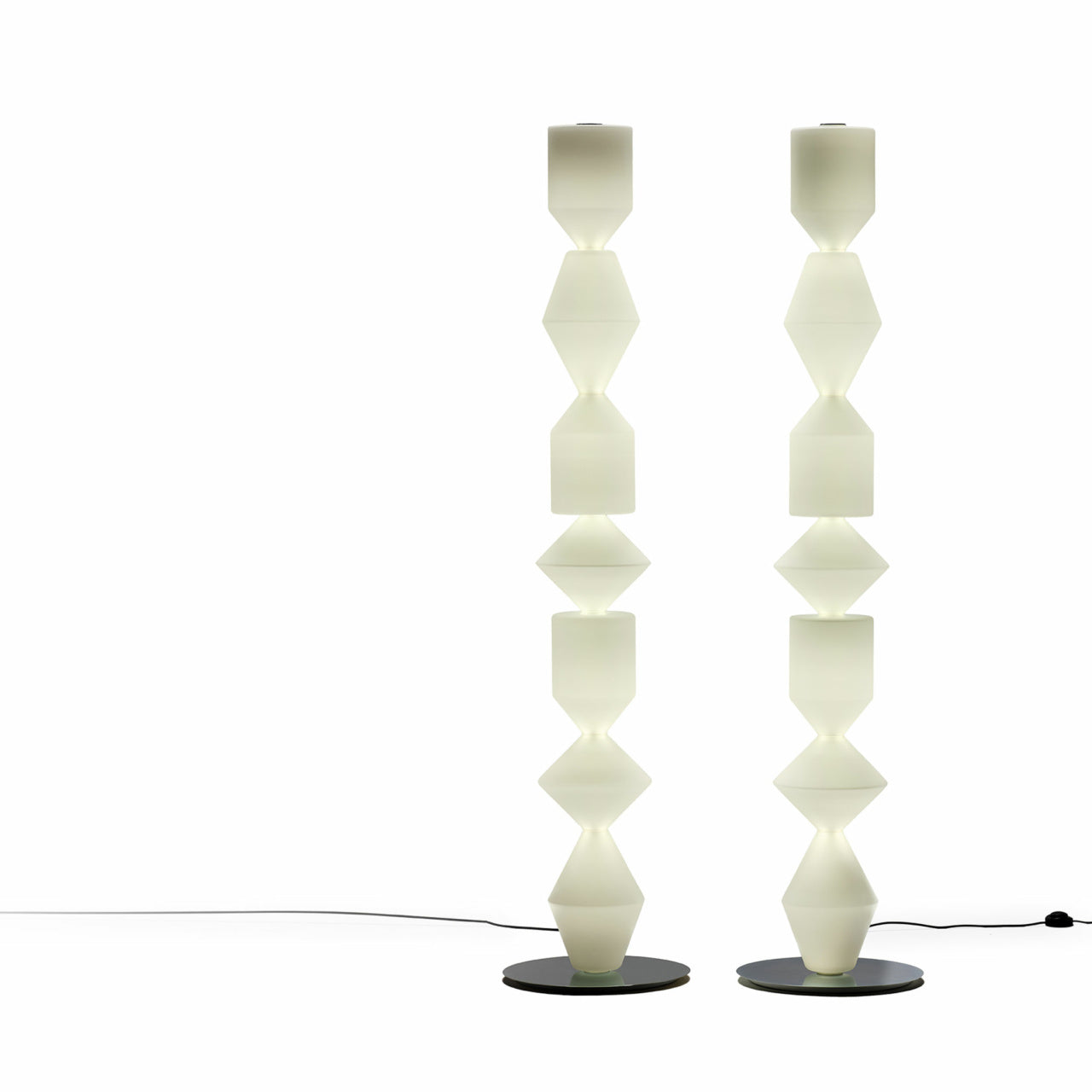 Costantina Opal Lamp